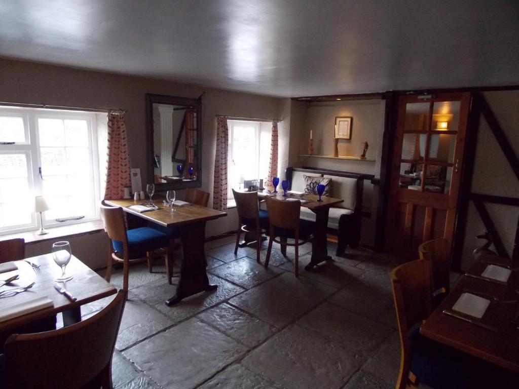 The Vobster Inn Radstock Exterior foto